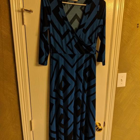 Blue w/black diamonds maxi dresd - Picture 5 of 5